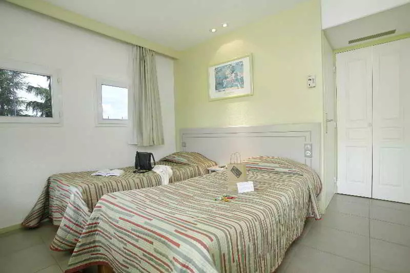 Interhotel Le Moulin Rouge