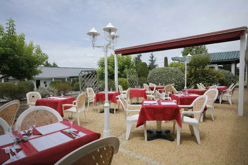 Interhotel Le Moulin Rouge