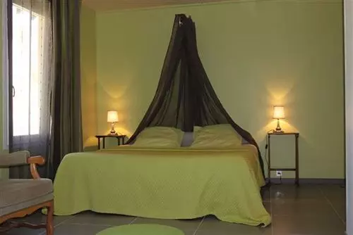 膳宿费 La Rucheliere