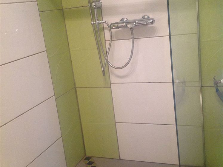 膳宿费 La Rucheliere