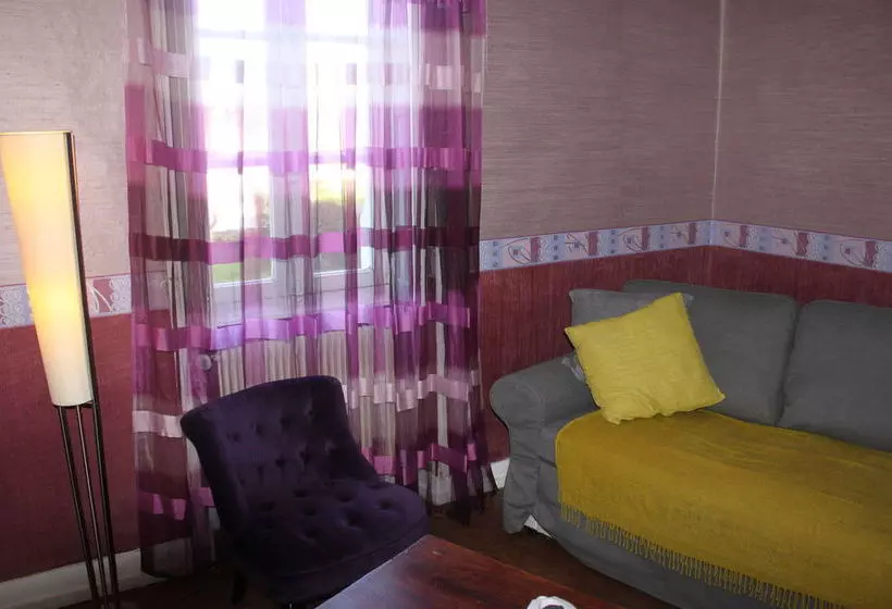 膳宿费 La Rucheliere