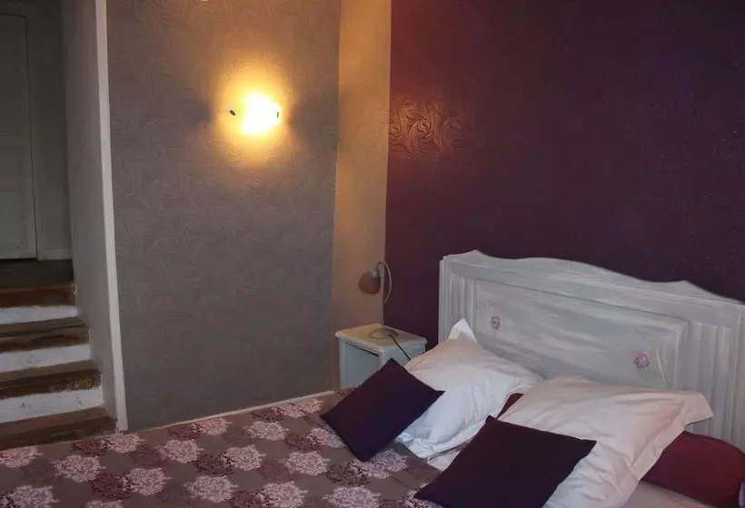 膳宿费 La Rucheliere