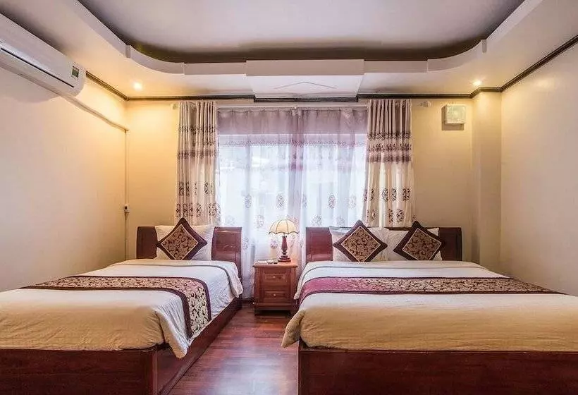 Arengo Sapa Hotel