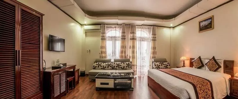 Arengo Sapa Hotel