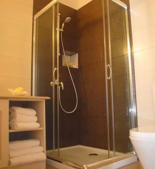 בית מלון כפרי Apollonia