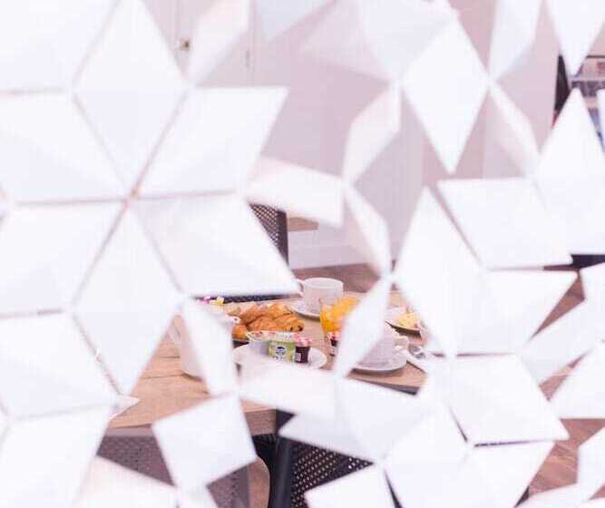 בית מלון כפרי Des Arts