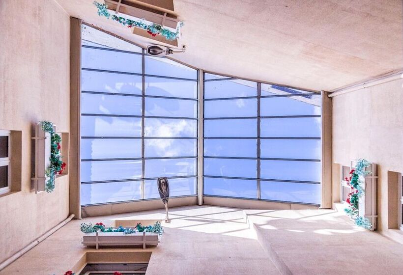 בית מלון כפרי Des Arts