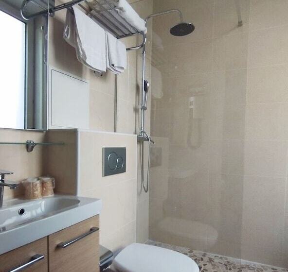 בית מלון כפרי Des Arts