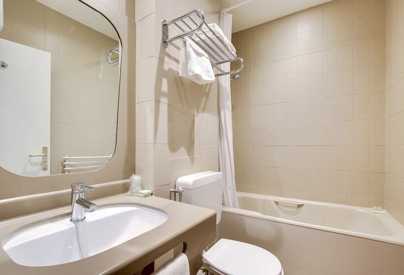 בית מלון כפרי Des Arts