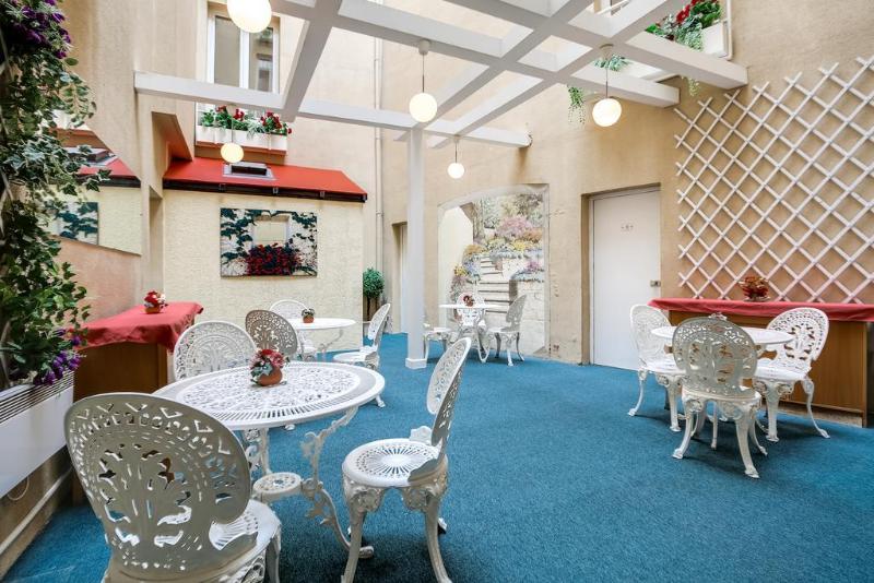 בית מלון כפרי Des Arts