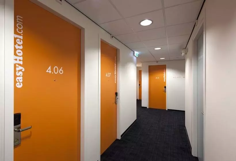 Easyhotel Amsterdam City Centre South