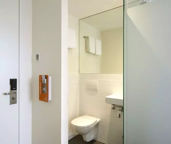 Easyhotel Amsterdam City Centre South