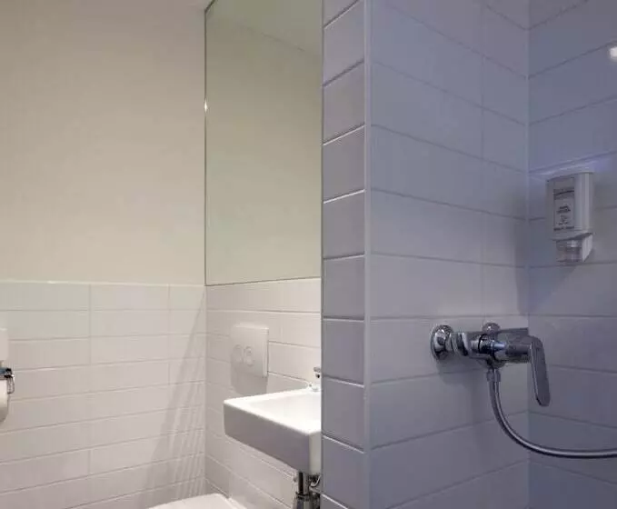 Easyhotel Amsterdam City Centre South