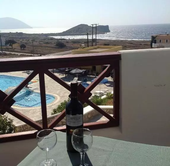 هتل Golden Sun Apartments