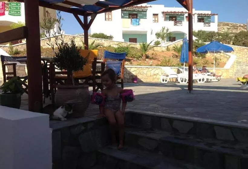 هتل Golden Sun Apartments