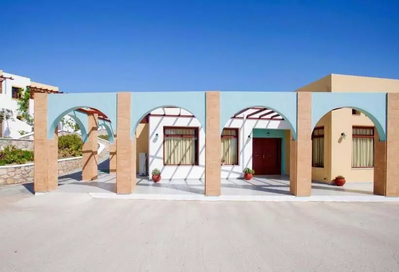 هتل Golden Sun Apartments