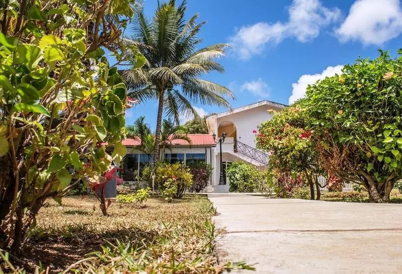 هتل Hôtel Des 2 Mondes