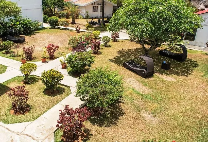 هتل Hôtel Des 2 Mondes