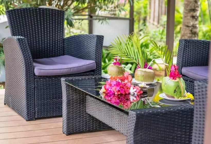 هتل Hôtel Des 2 Mondes