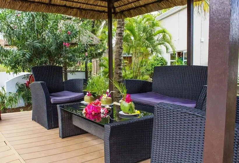 هتل Hôtel Des 2 Mondes