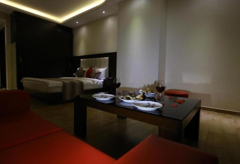 هتل Jounieh Suites Boutique