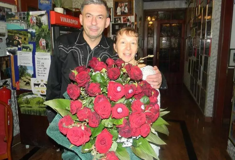 هتل Krona Domžale