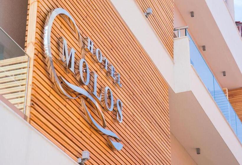 Hotelli Molos
