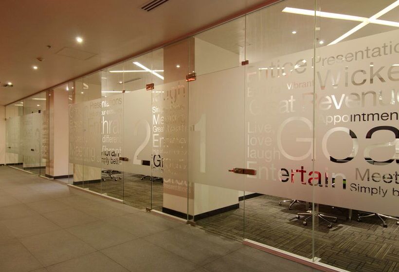 فندق Ramada Encore By Wyndham Guadalajara Sur