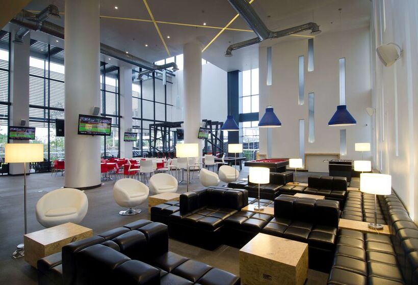 فندق Ramada Encore By Wyndham Guadalajara Sur