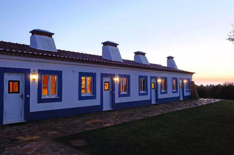 فندق ريفى Monte Da Galrixa