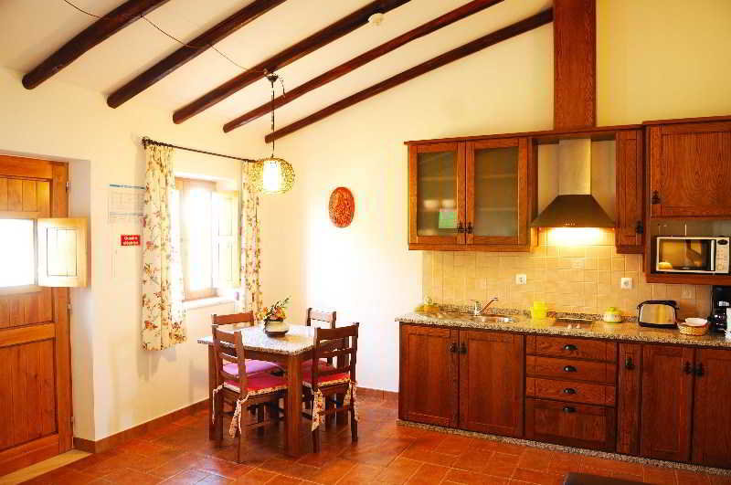 هتل روستایی Monte Da Galrixa