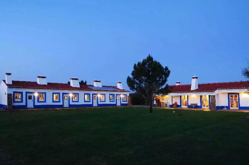 فندق ريفى Monte Da Galrixa