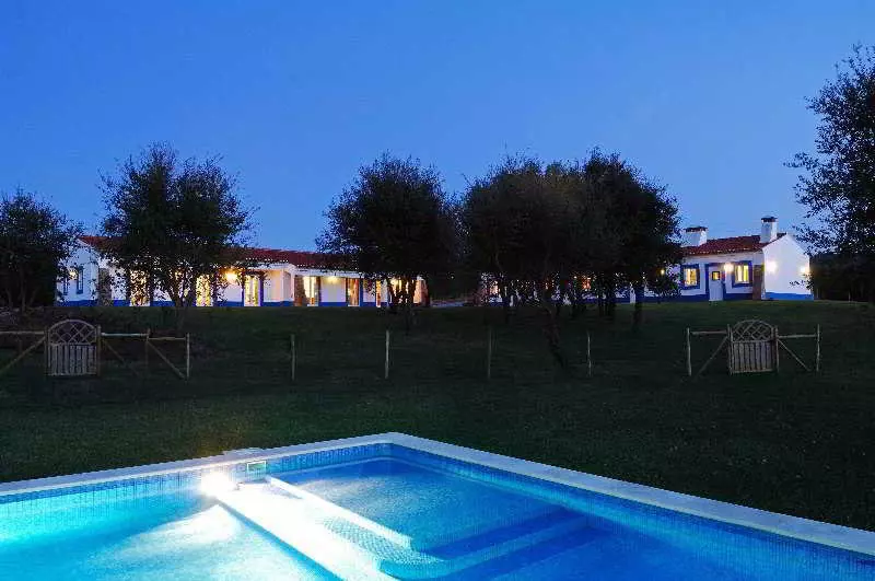 فندق ريفى Monte Da Galrixa