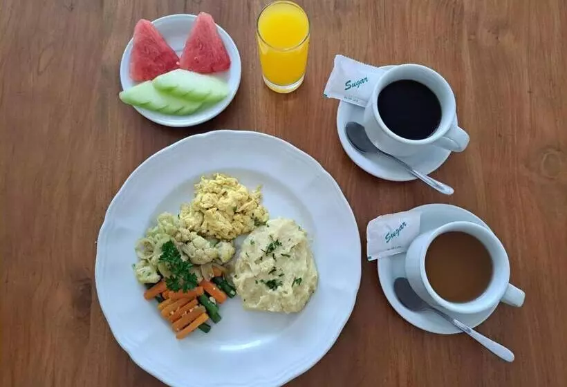 בית מלון כפרי Seminyak Lagoon All Suites