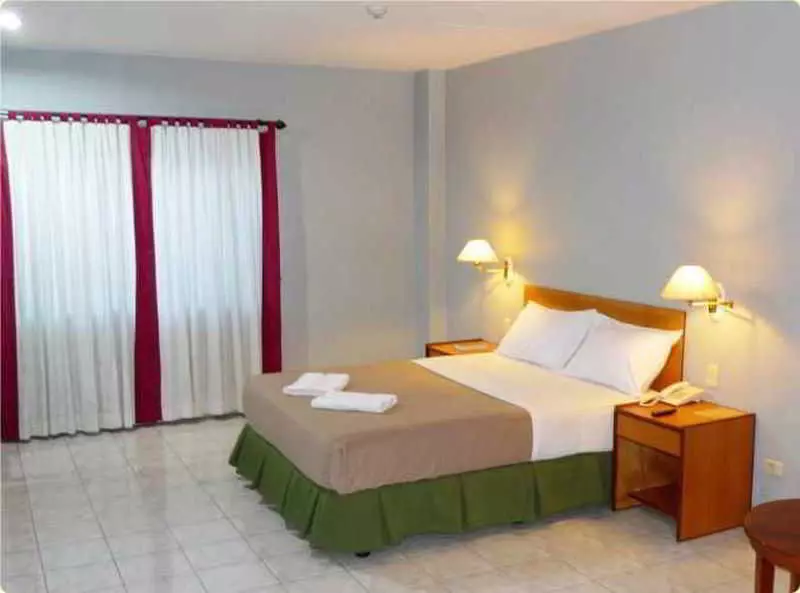 Отель Sequoia Inn