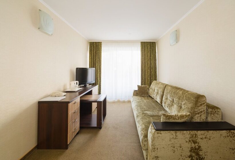 בית מלון כפרי Sochi Magnolia