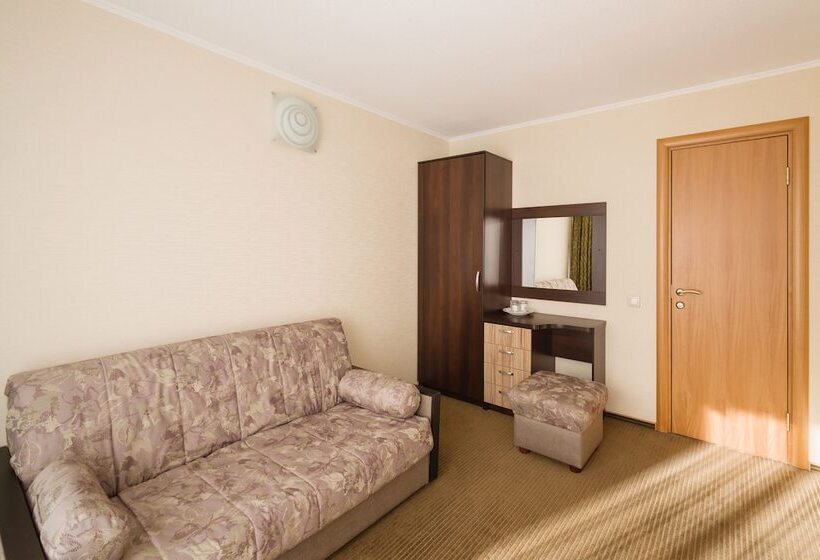 בית מלון כפרי Sochi Magnolia