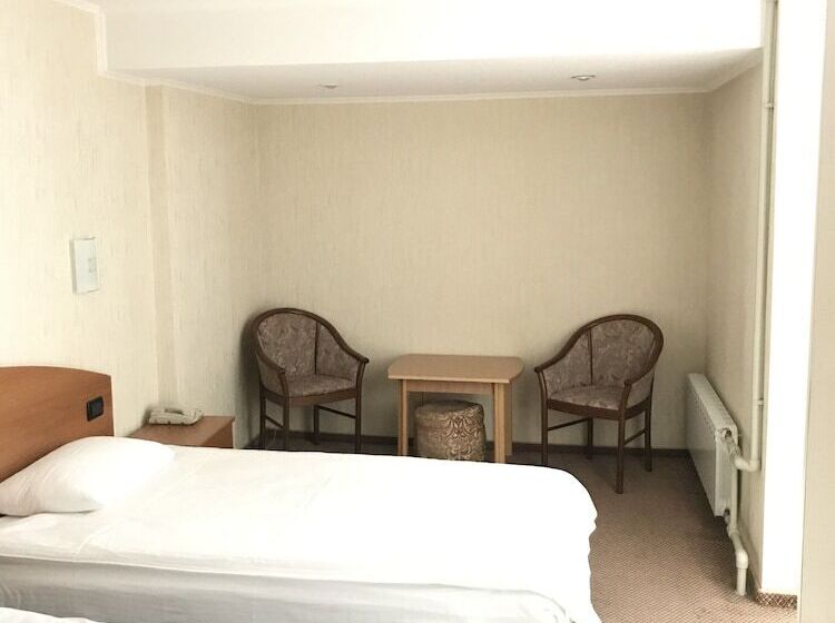 בית מלון כפרי Sochi Magnolia