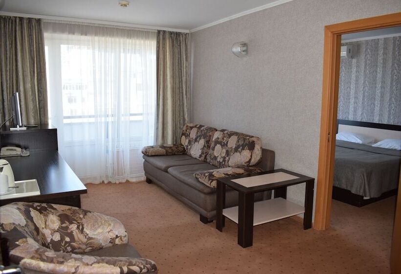 בית מלון כפרי Sochi Magnolia