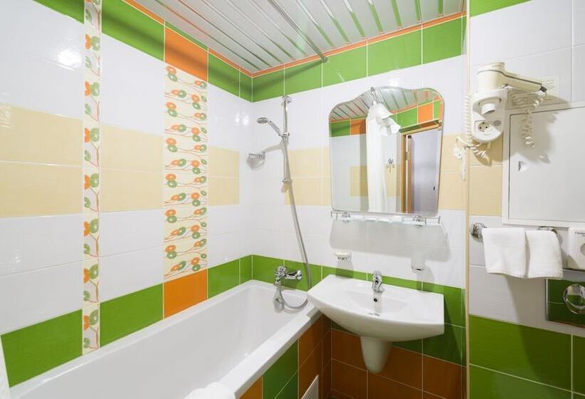 בית מלון כפרי Sochi Magnolia