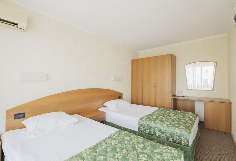 בית מלון כפרי Sochi Magnolia