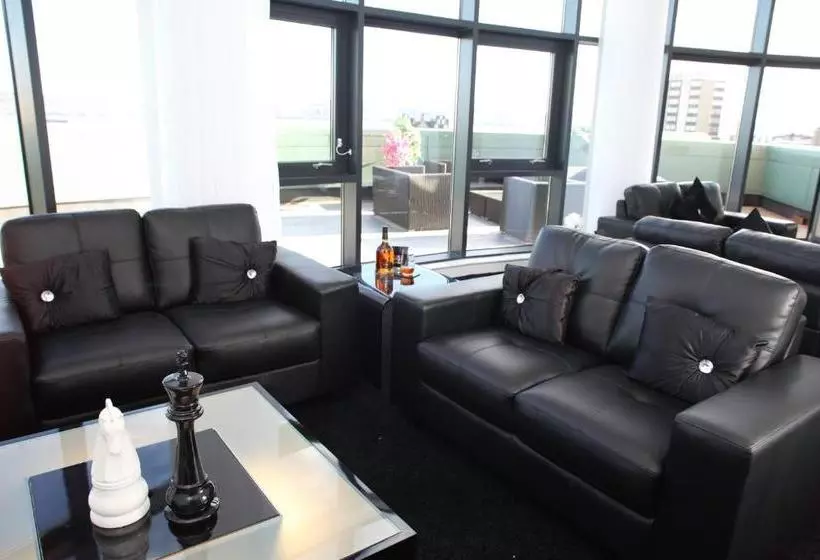 ホテル Westport Serviced Apartments