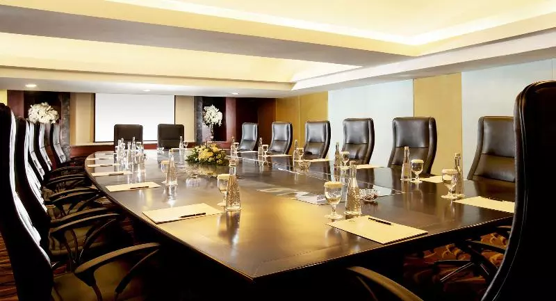 בית מלון כפרי Wyndham Surabaya