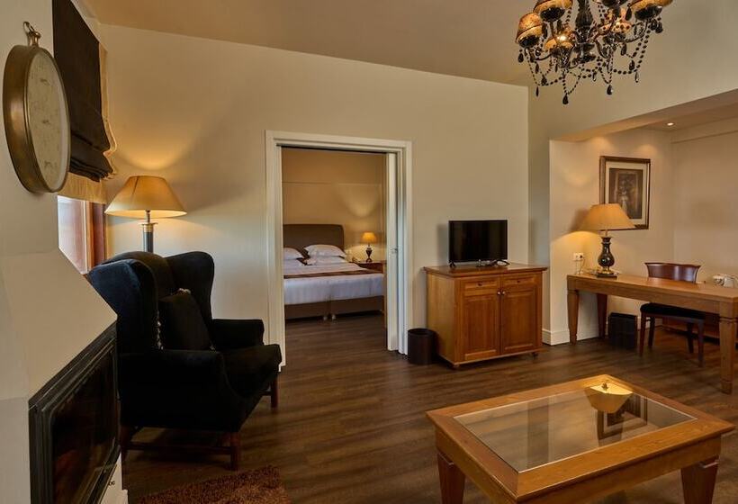 酒店 Xenia Palace Portaria