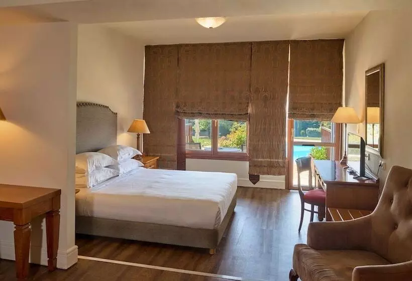 酒店 Xenia Palace Portaria