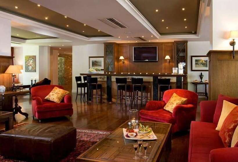 酒店 Xenia Palace Portaria