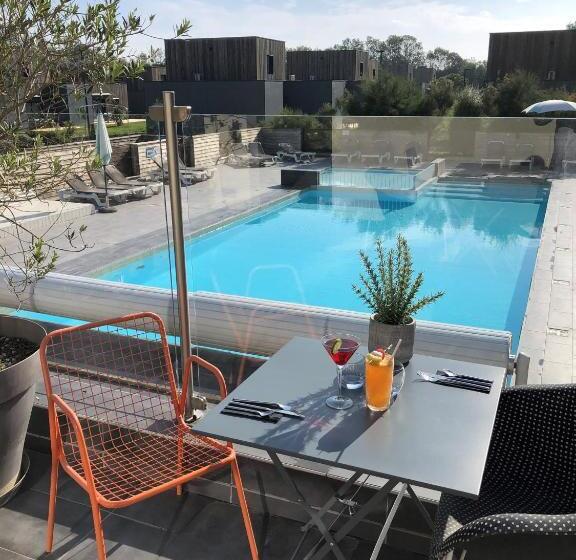 إقامة Côté Océan Resort