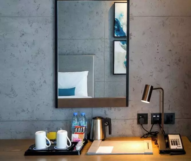 ホテル Mercure Dubai Gold District