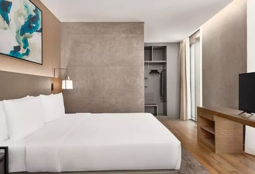 ホテル Mercure Dubai Gold District