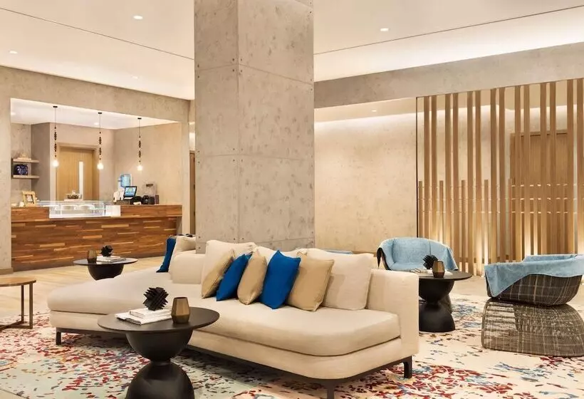 ホテル Mercure Dubai Gold District